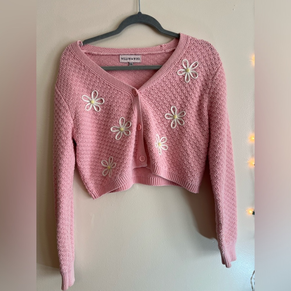 Willow and Wind/Pink Knitted sweater wiht flower embriodered/Womens Large